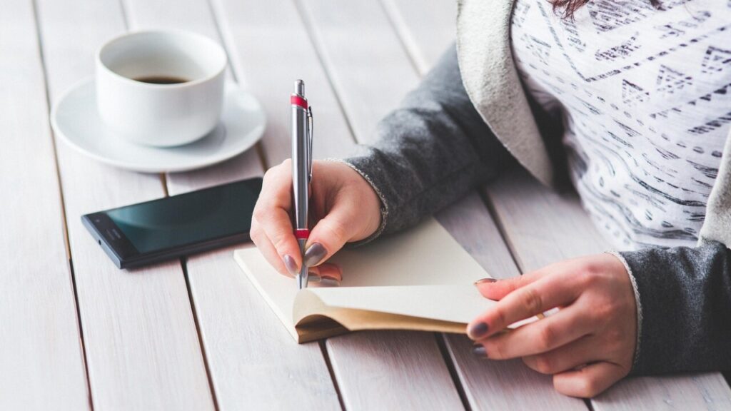 Download tutoring contract template in PDF for free