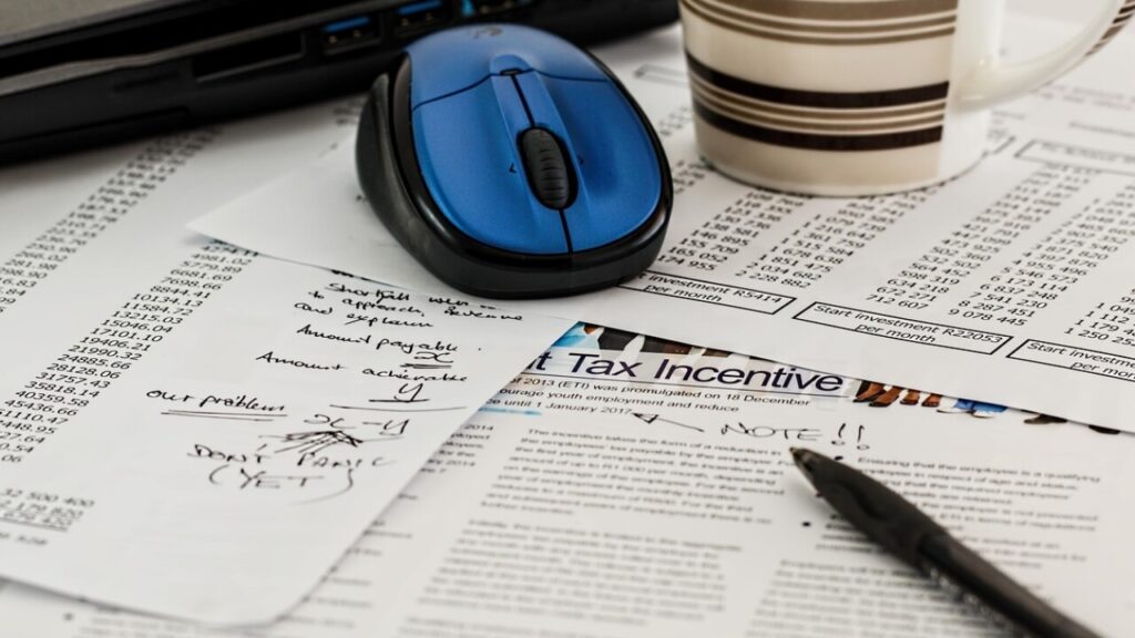 Download credit reference template in PDF for free