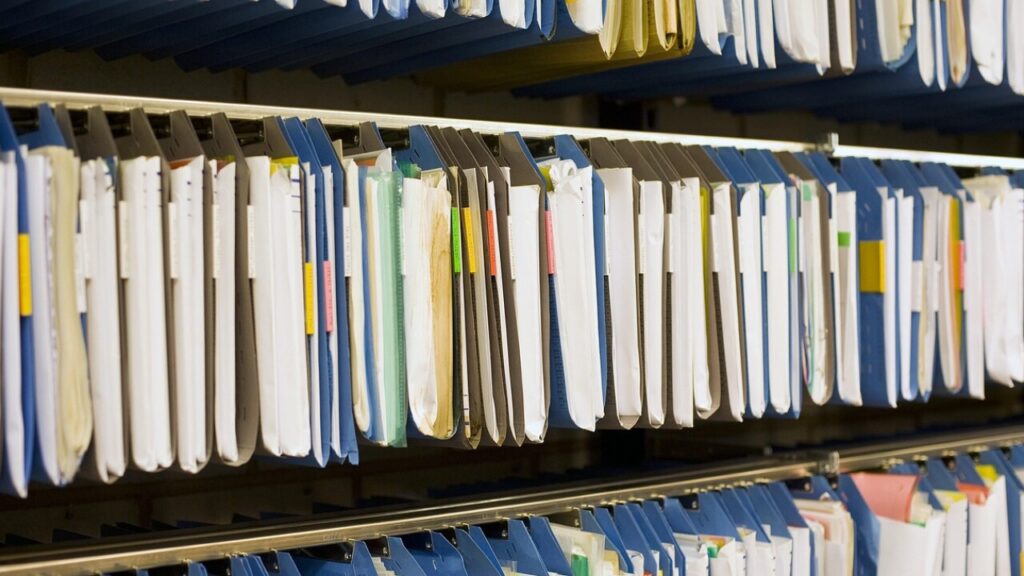 Download project stakeholder register template in PDF for free